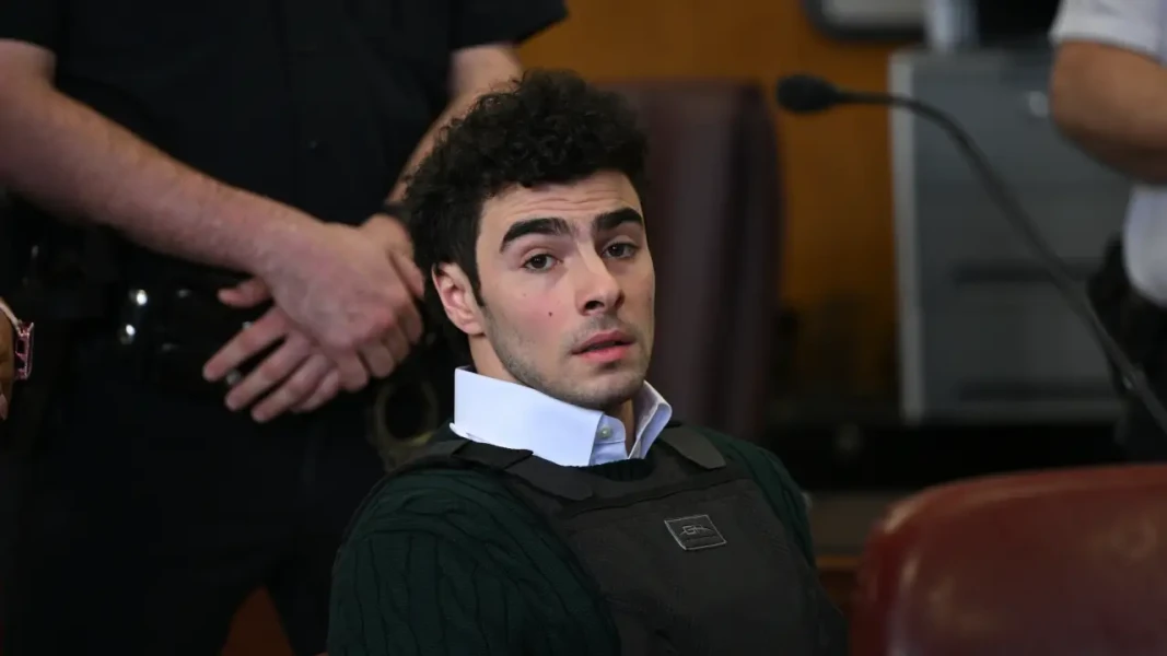 o-novo-reves-judicial-de-luigi-mangione-acusado-de-matar-ceo-de-seguradora-nos-eua