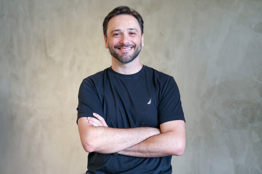 azos-avanca-com-estrategia-focada-no-corretor-e-amplia-presenca-nacional