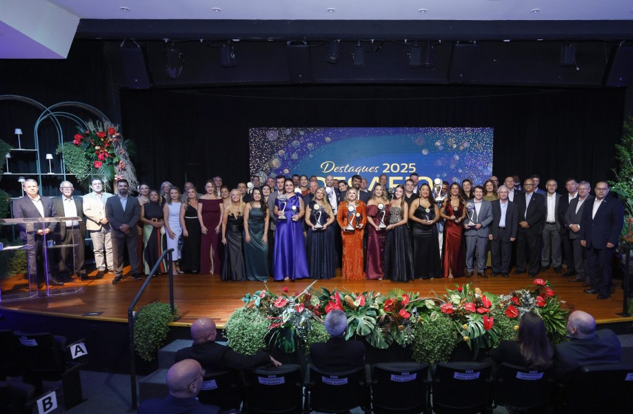 gboex-reune-profissionais-para-encontro-comercial