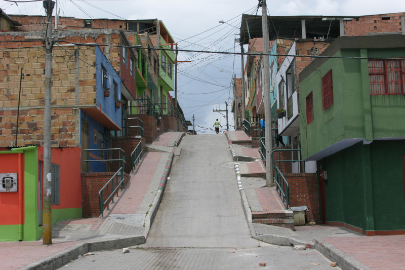 seguradora-da-favela-chega-a-r-50-milhoes-em-capital-segurado-com-um-ano-de-operacao