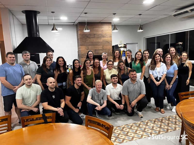 mais-do-que-um-encontro-o-clube-que-conecta-e-mobiliza-o-mercado-segurador-em-sc