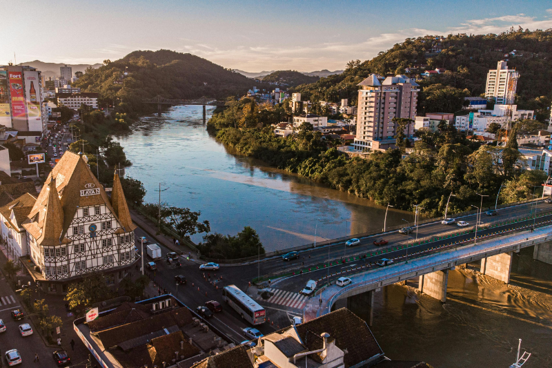 sc-o-destino-mais-seguro-do-pais-para-quem-quer-morar-sozinho-diz-pesquisa