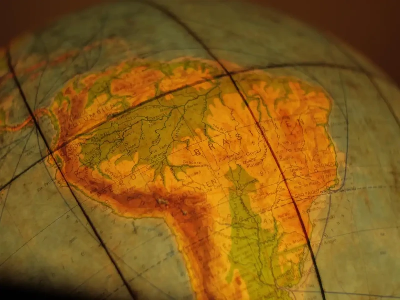 interrupcao-de-negocios-e-preco-de-commodities-lideram-ranking-de-riscos-no-brasil